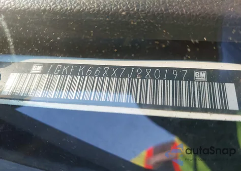 2007 GMC Yukon Xl 1500 Denali z USA, uszkodzony, nr VIN 1GKFK668X7J280197